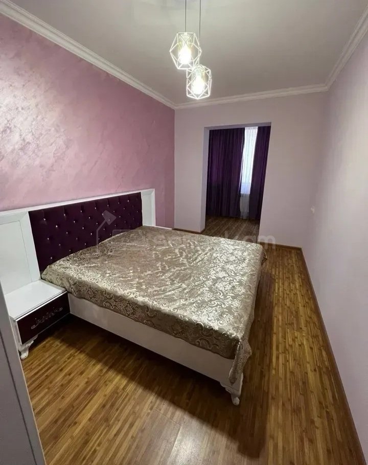 3 Սենյականոց Բնակարան Նորակառույց Քարե Շենքում, 80քմ, 4/11 հարկ, Կապիտալ Վերանորոգված, Կահավորված