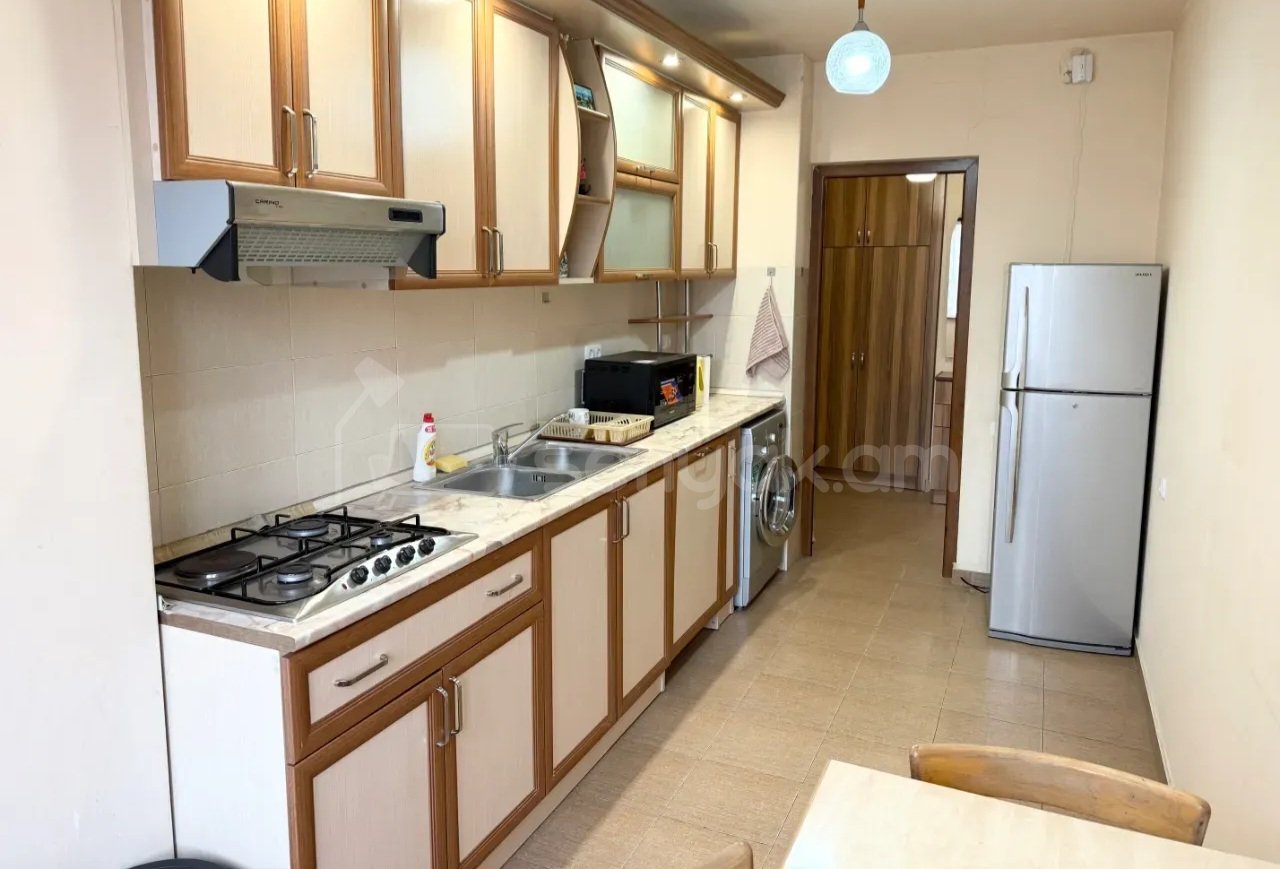 2 Սենյականոց Բնակարան Քարե Շենքում, 60քմ, 5/9 հարկ, Կապիտալ Վերանորոգված, Կահավորված