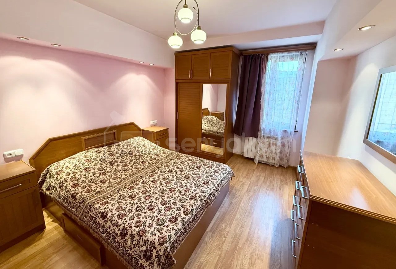 2 Սենյականոց Բնակարան Քարե Շենքում, 60քմ, 5/9 հարկ, Կապիտալ Վերանորոգված, Կահավորված