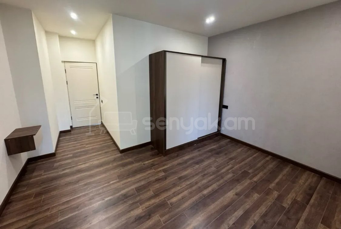 2 Սենյականոց Սեփական Տուն, 70քմ, Կապիտալ Վերանորոգված, Կահավորված, Ավտոտնակով