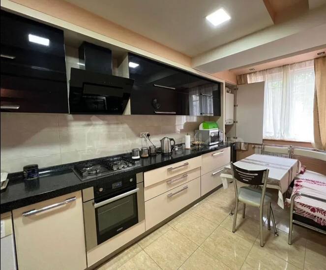 3 Սենյականոց Բնակարան, 93քմ, 2/11 հարկ, Կապիտալ Վերանորոգված