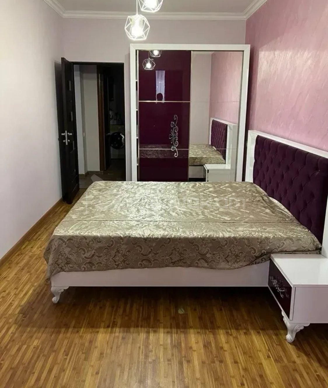 3 Սենյականոց Բնակարան Նորակառույցում, 80քմ, 4/11 հարկ, Կապիտալ Վերանորոգված, Կահավորված