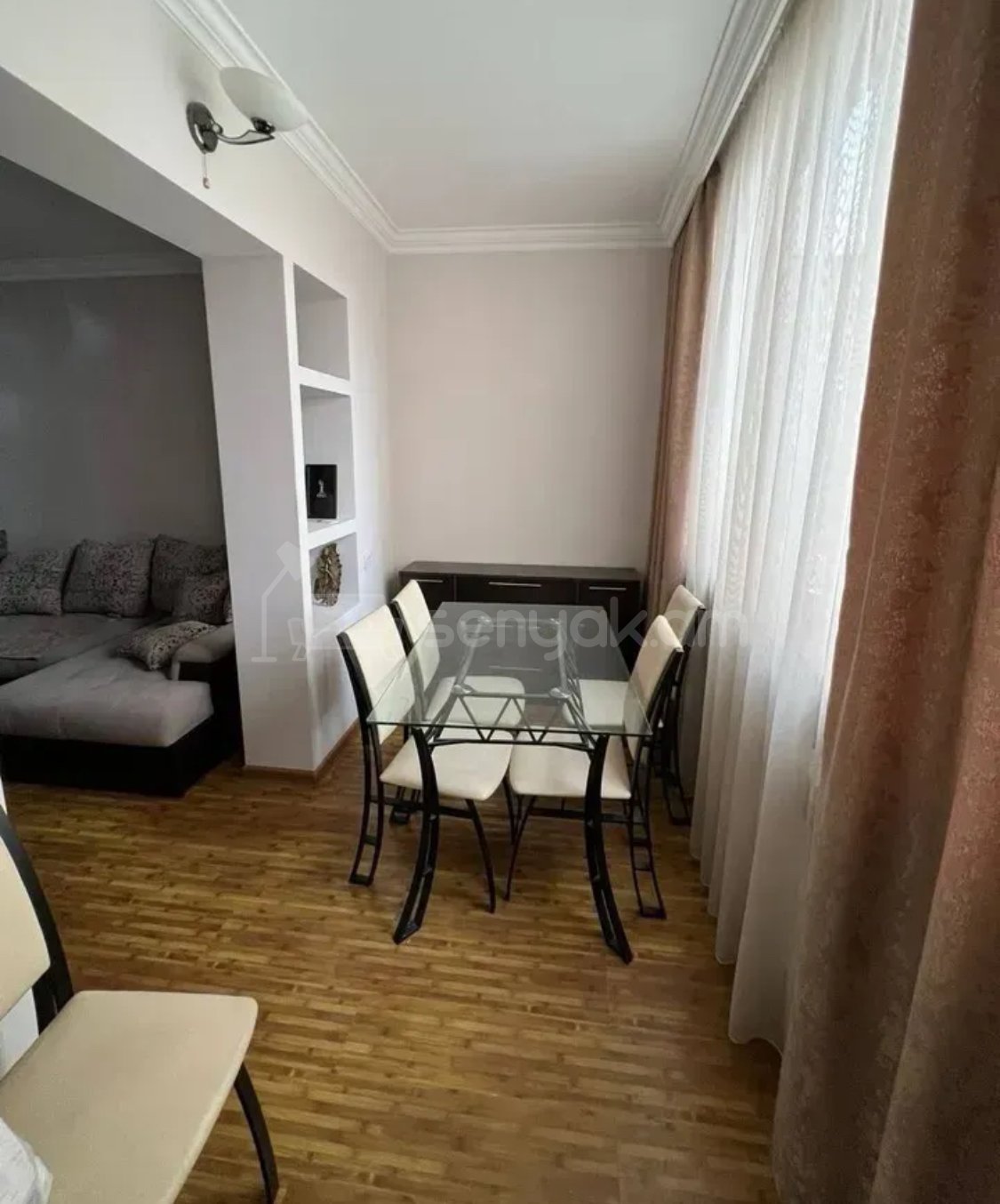 3 Սենյականոց Բնակարան Նորակառույցում, 80քմ, 4/11 հարկ, Կապիտալ Վերանորոգված, Կահավորված