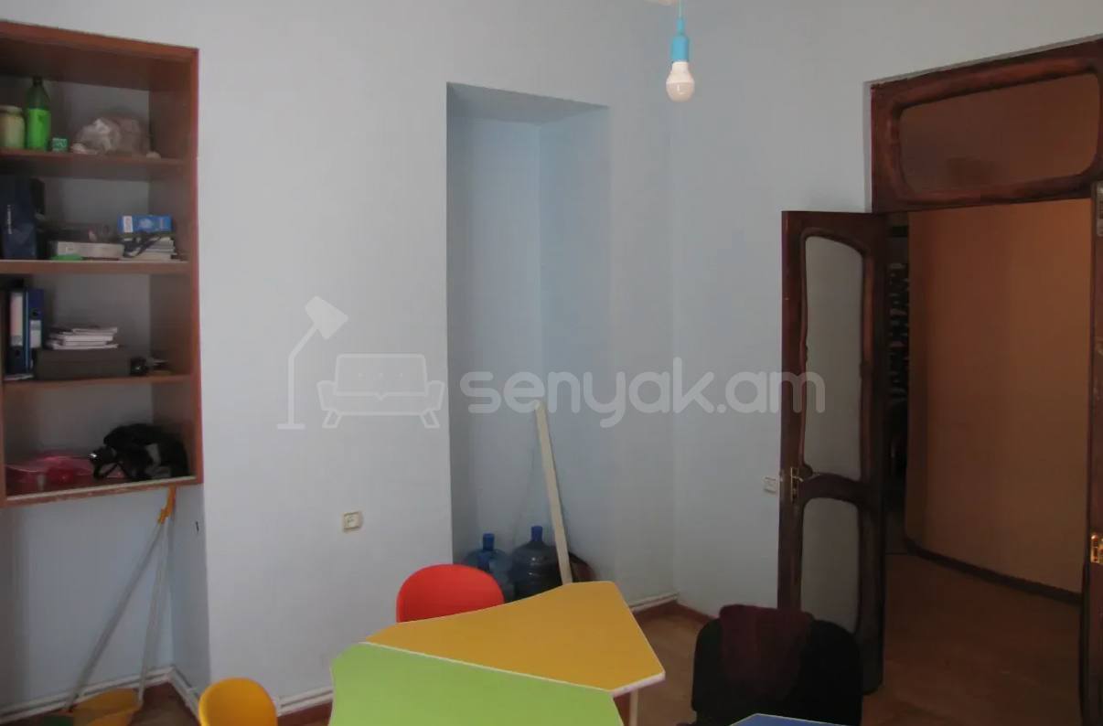 Օֆիսային Տարածք, 90քմ, Կապիտալ Վերանորոգված