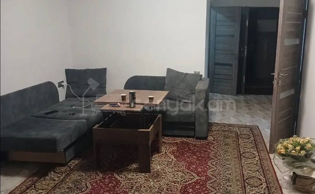 2 Սենյականոց Բնակարան Քարե Շենքում, 45քմ, 5/7 հարկ, Նորմալ Վիճակում