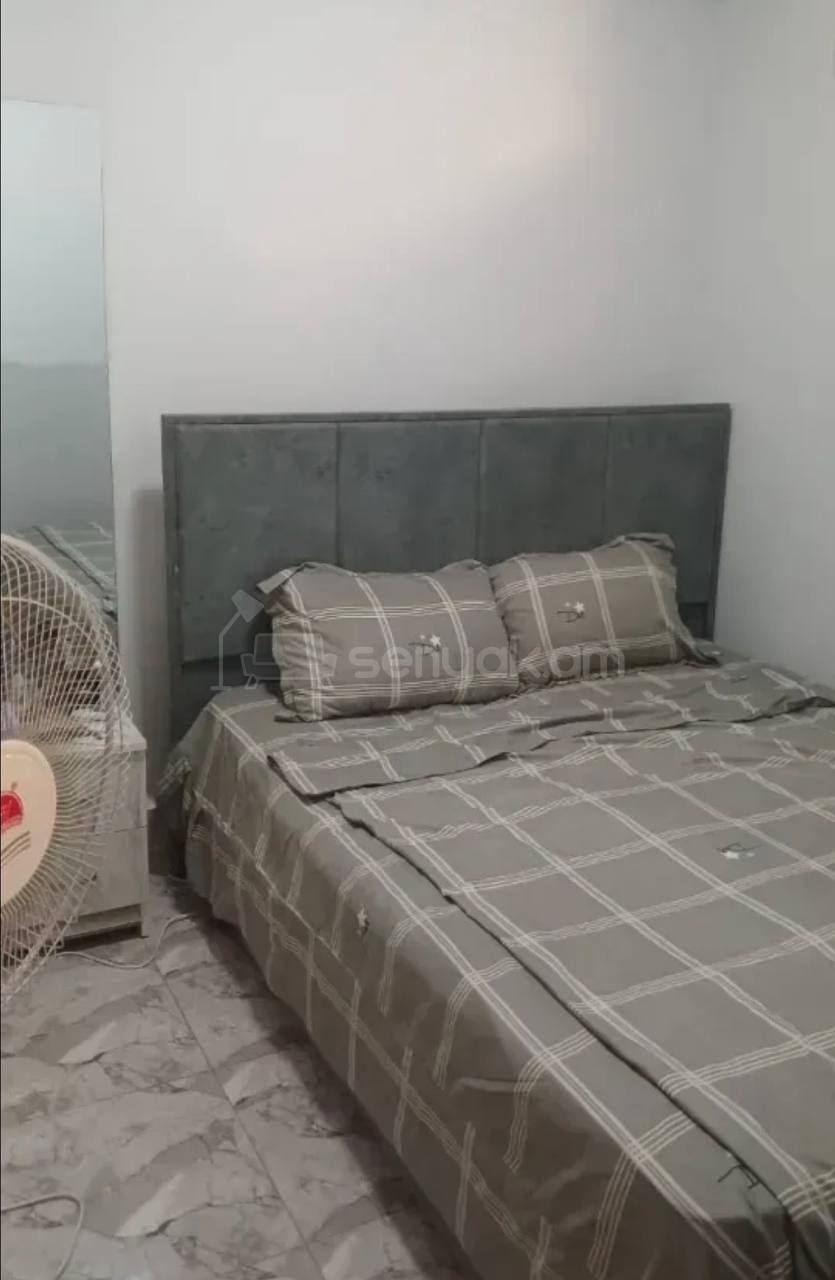 2 Սենյականոց Բնակարան Քարե Շենքում, 45քմ, 5/7 հարկ, Նորմալ Վիճակում
