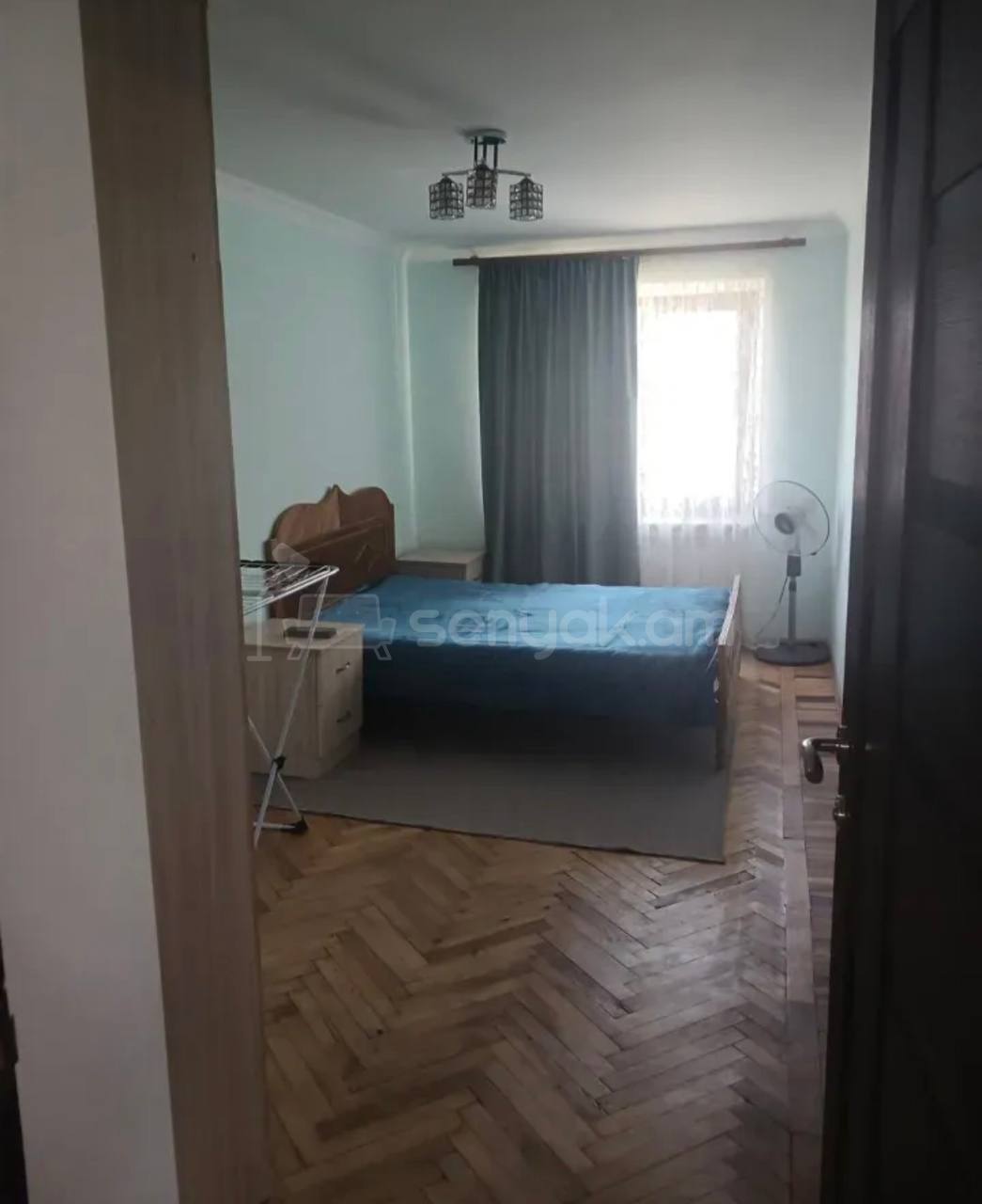 3 Սենյականոց Բնակարան Քարե Շենքում, 80քմ, 4/4 հարկ, Կապիտալ Վերանորոգված, Կահավորված