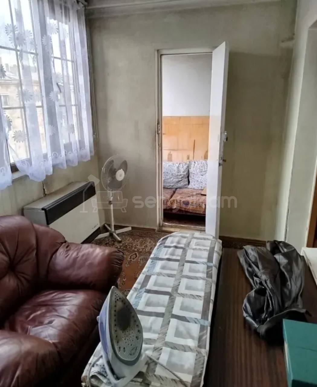 5 Սենյականոց Բնակարան Քարե Շենքում, 90քմ, 3/4 հարկ, Կոսմետիկ Վերանորոգված