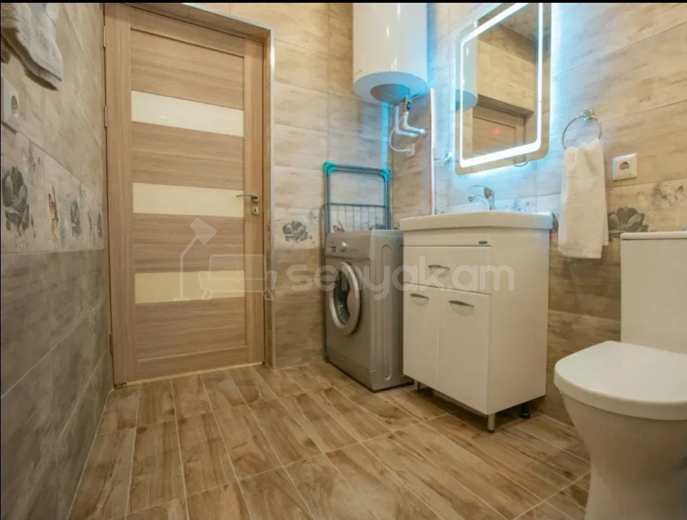 3 Սենյականոց Բնակարան Նորակառույցում, 77քմ, 6/10 հարկ, Կապիտալ Վերանորոգված, Կահավորված