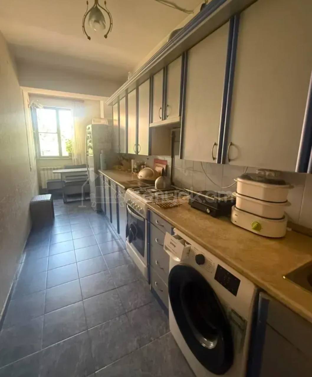 3 Սենյականոց Բնակարան Քարե Շենքում, 75քմ, 3/5 հարկ, Կոսմետիկ Վերանորոգված