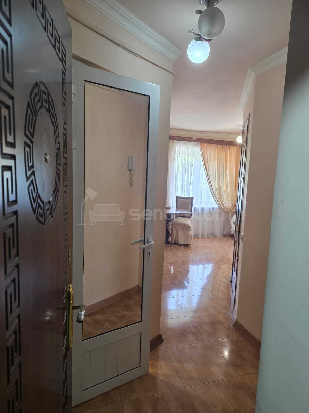 2 Սենյականոց Բնակարան, 50քմ, 3/5 հարկ, Կապիտալ Վերանորոգված