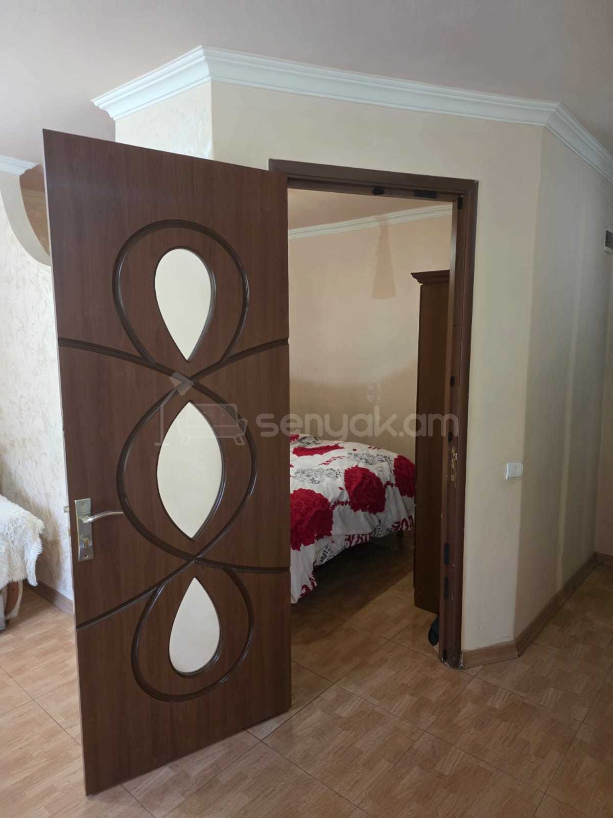 2 Սենյականոց Բնակարան, 50քմ, 3/5 հարկ, Կապիտալ Վերանորոգված