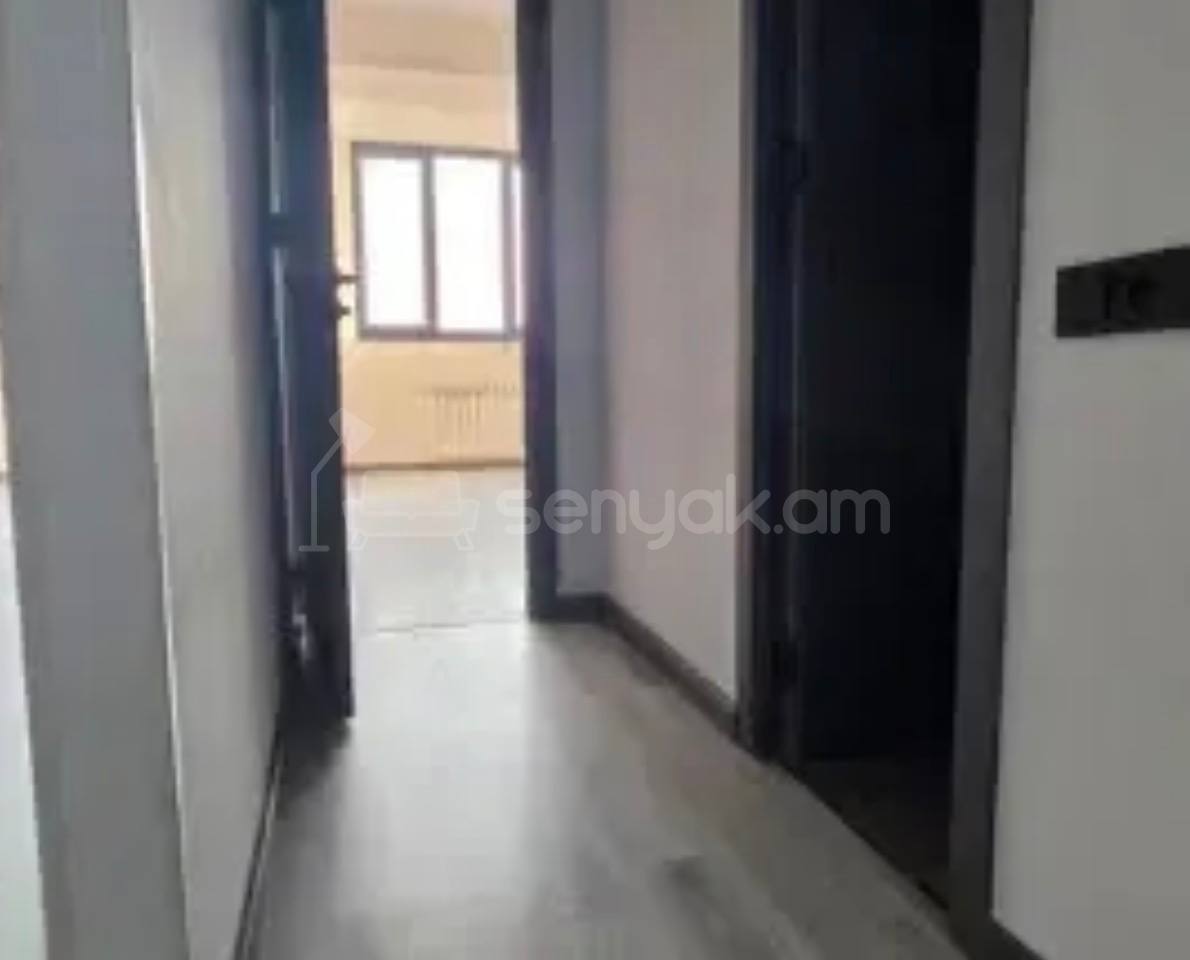 2 Սենյականոց Բնակարան, 57քմ, 10/10 հարկ, Կապիտալ Վերանորոգված