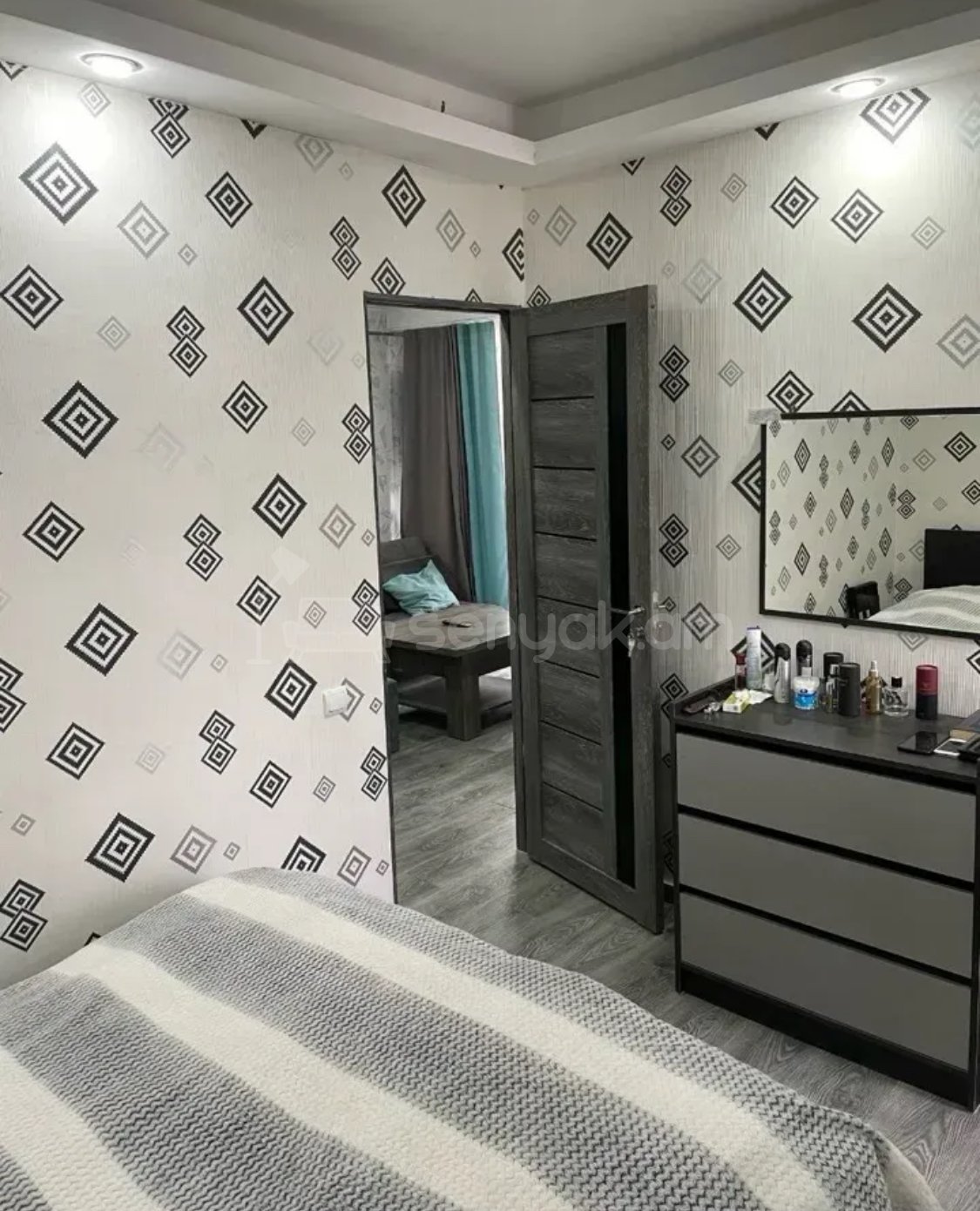 3 Սենյականոց Բնակարան, 50քմ, 4/9 հարկ, Կապիտալ Վերանորոգված, Կահավորված