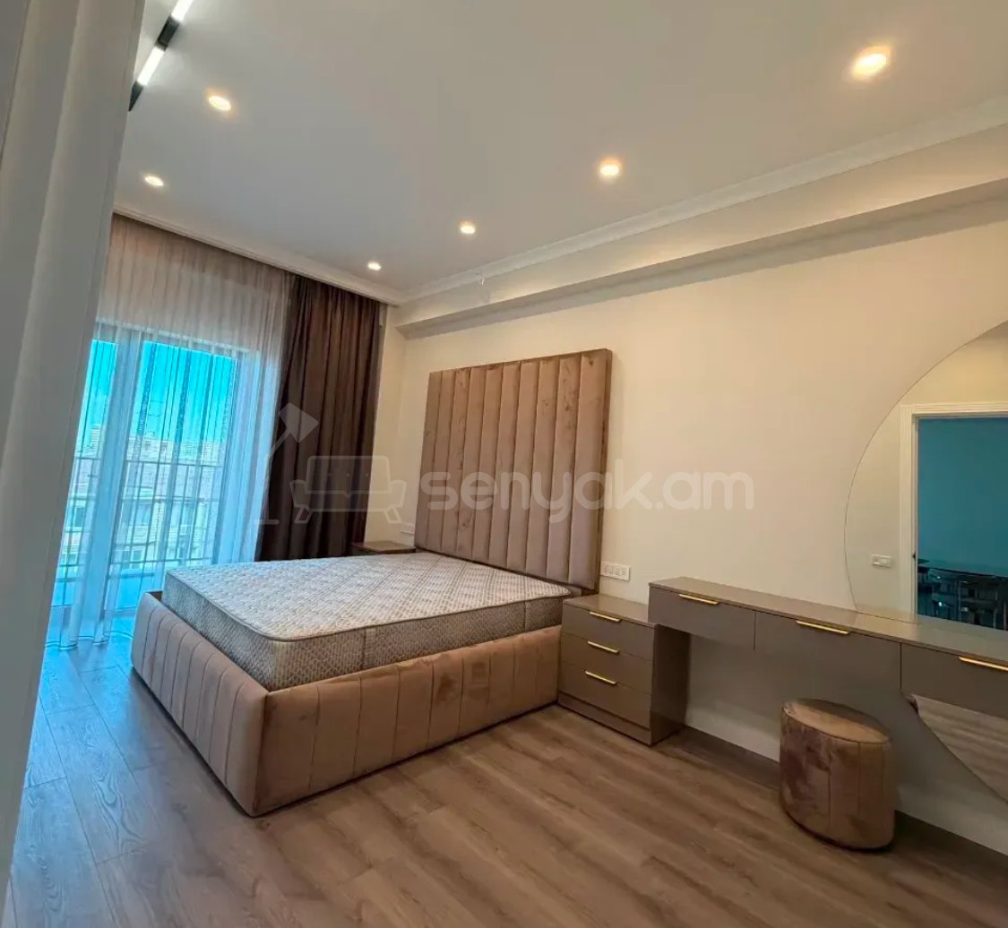 2 Սենյականոց Բնակարան Նորակառույցում, 70քմ, 5/18 հարկ, Դիզայներական Վերանորոգված, Կահավորված