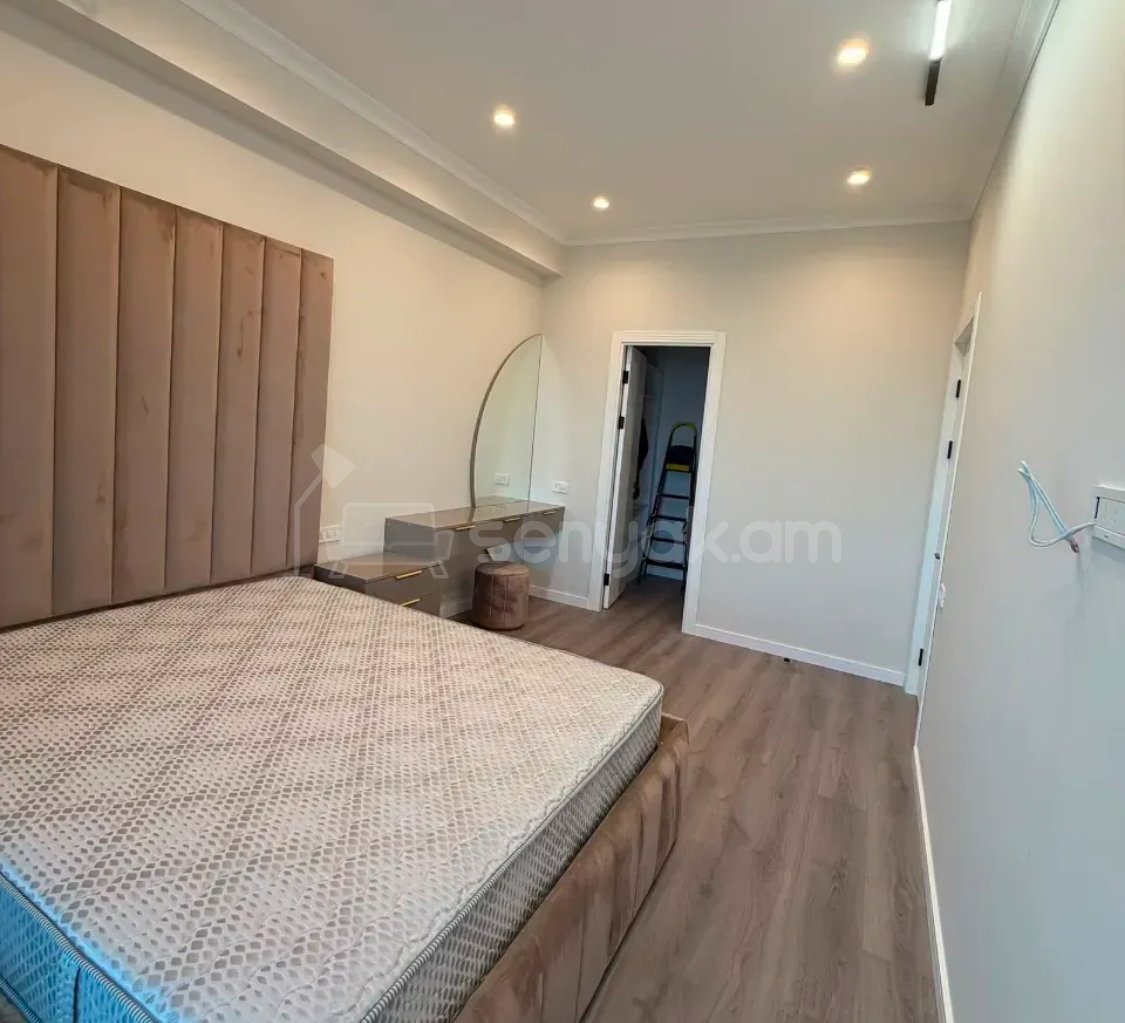 2 Սենյականոց Բնակարան Նորակառույցում, 70քմ, 5/18 հարկ, Դիզայներական Վերանորոգված, Կահավորված