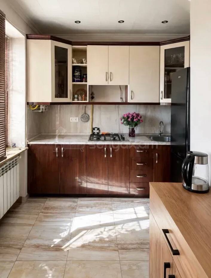 3 Սենյականոց Բնակարան Քարե Շենքում, 67քմ, 1/5 հարկ, Կոսմետիկ Վերանորոգված