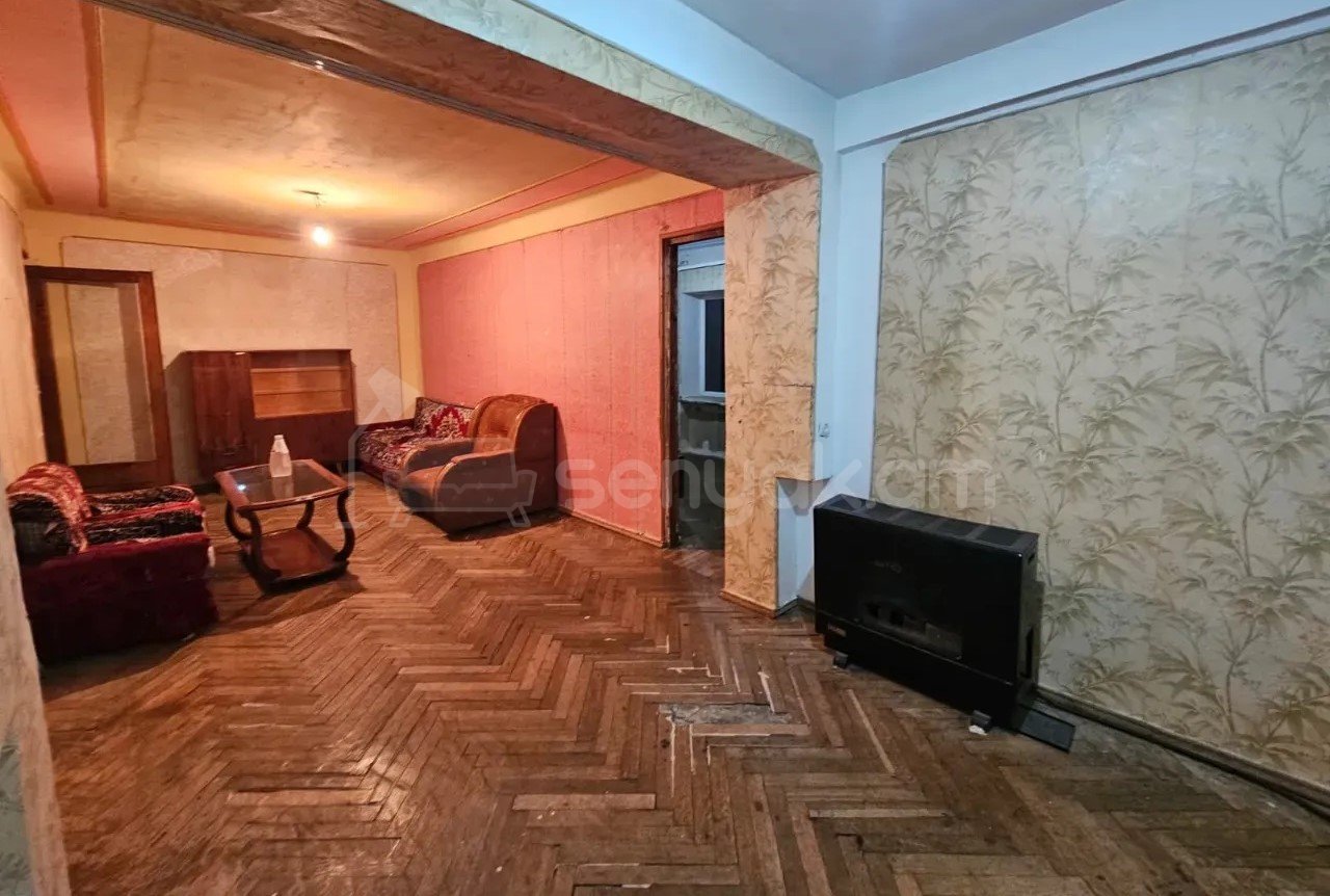 2 Սենյականոց Բնակարան Քարե Շենքում, 54քմ, 4/4 հարկ, Պետական Վիճակում