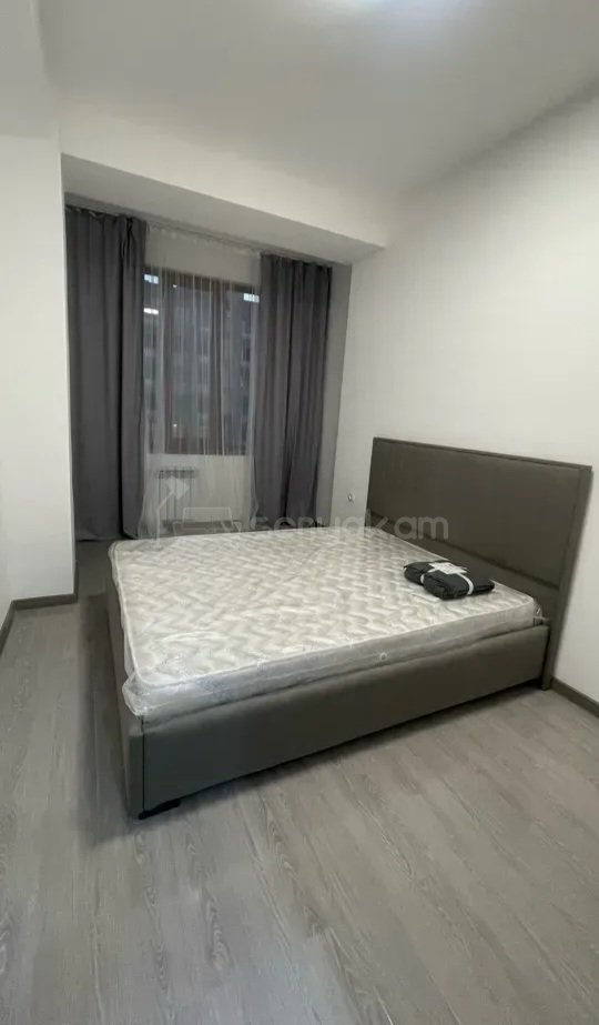 3 Սենյականոց Բնակարան Քարե Շենքում, 65քմ, 5/8 հարկ, Կապիտալ Վերանորոգված, Կահավորված