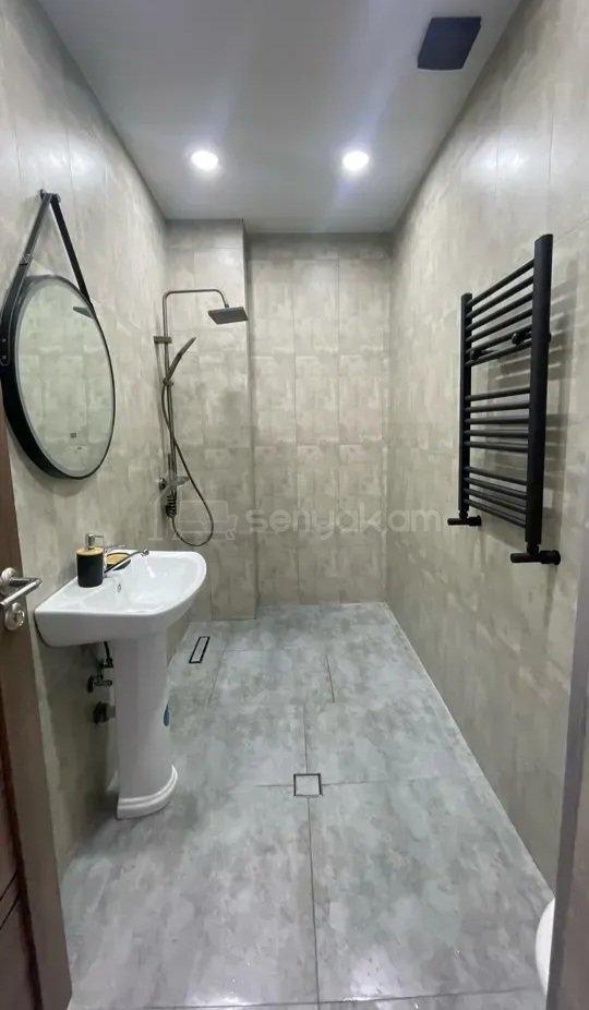 3 Սենյականոց Բնակարան Քարե Շենքում, 65քմ, 5/8 հարկ, Կապիտալ Վերանորոգված, Կահավորված