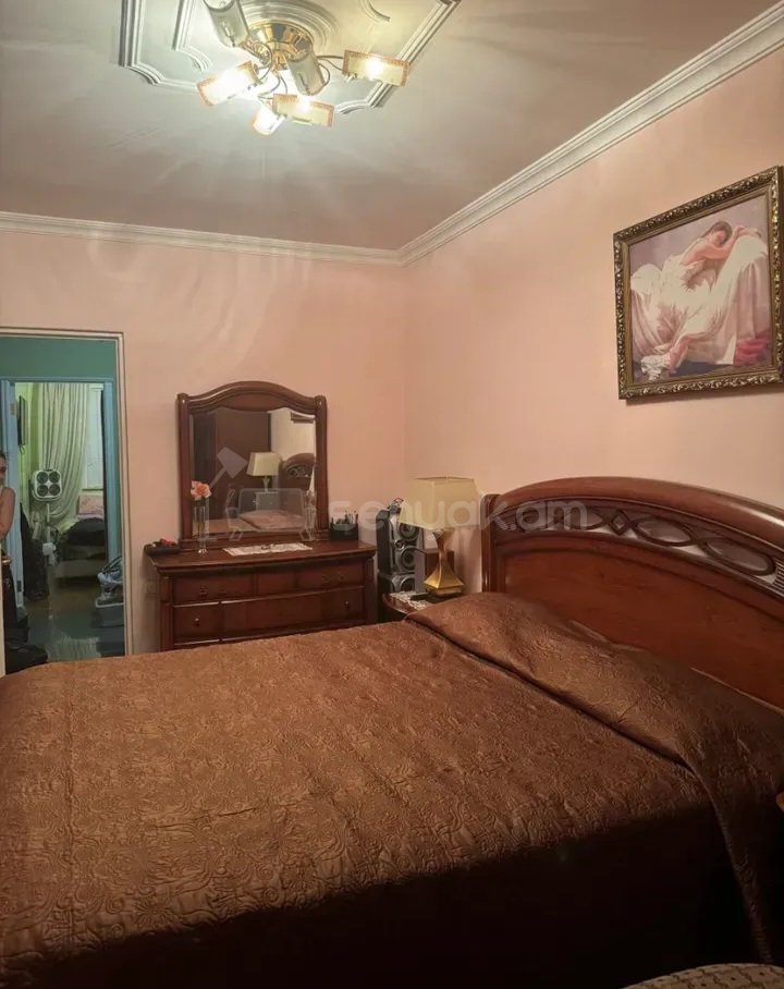 3 Սենյականոց Բնակարան Քարե Շենքում, 95քմ, 9/9 հարկ, Կապիտալ Վերանորոգված, Կահավորված