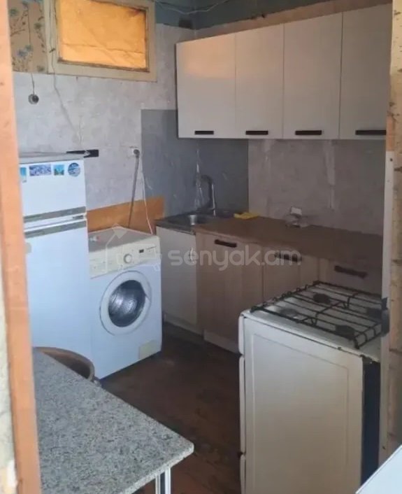 3 Սենյականոց Բնակարան, 64քմ, 6/9 հարկ, Պետական Վիճակում