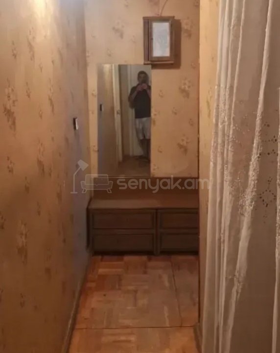 3 Սենյականոց Բնակարան, 64քմ, 6/9 հարկ, Պետական Վիճակում
