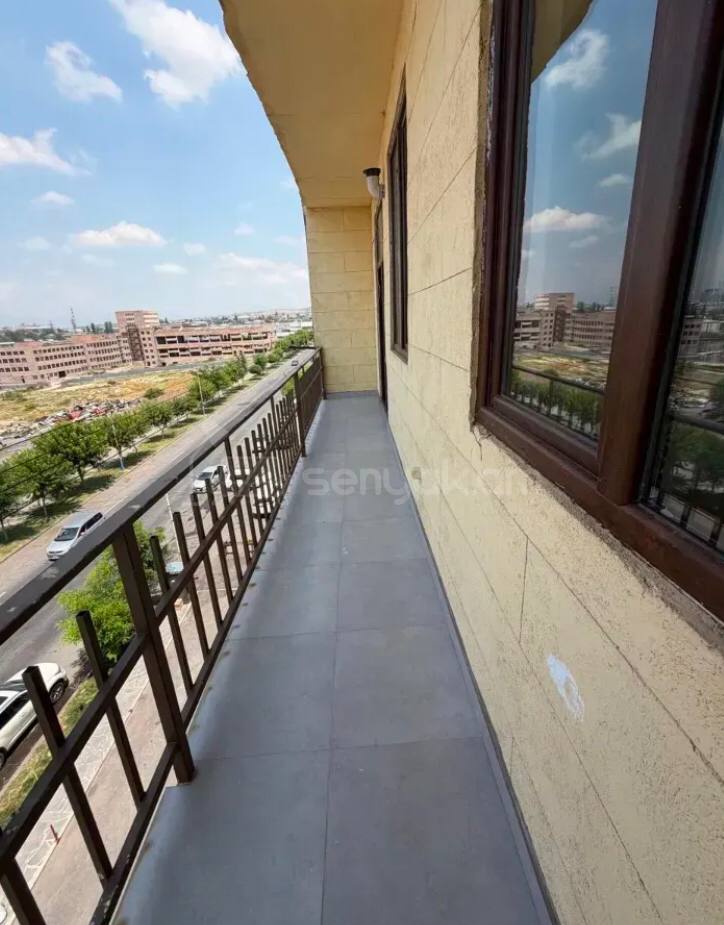 2 Սենյականոց Բնակարան Նորակառույցում, 57քմ, 5/6 հարկ, Կապիտալ Վերանորոգված