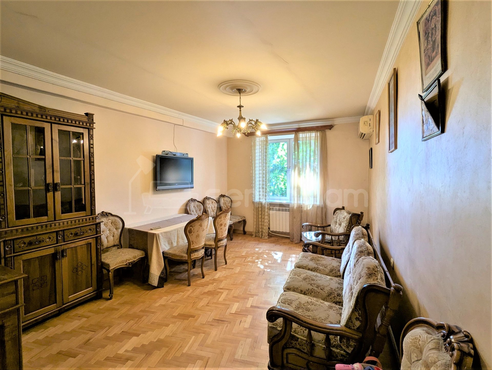 2 Սենյականոց Բնակարան Քարե Շենքում, 73քմ, 3/5 հարկ, Նորմալ Վիճակում