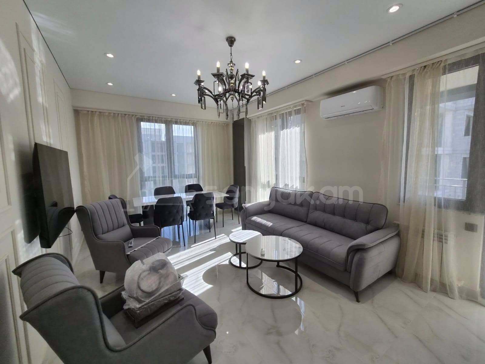 3 Սենյականոց Բնակարան Նորակառույցում, 80քմ, 14/14 հարկ, Կապիտալ Վերանորոգված, Կահավորված
