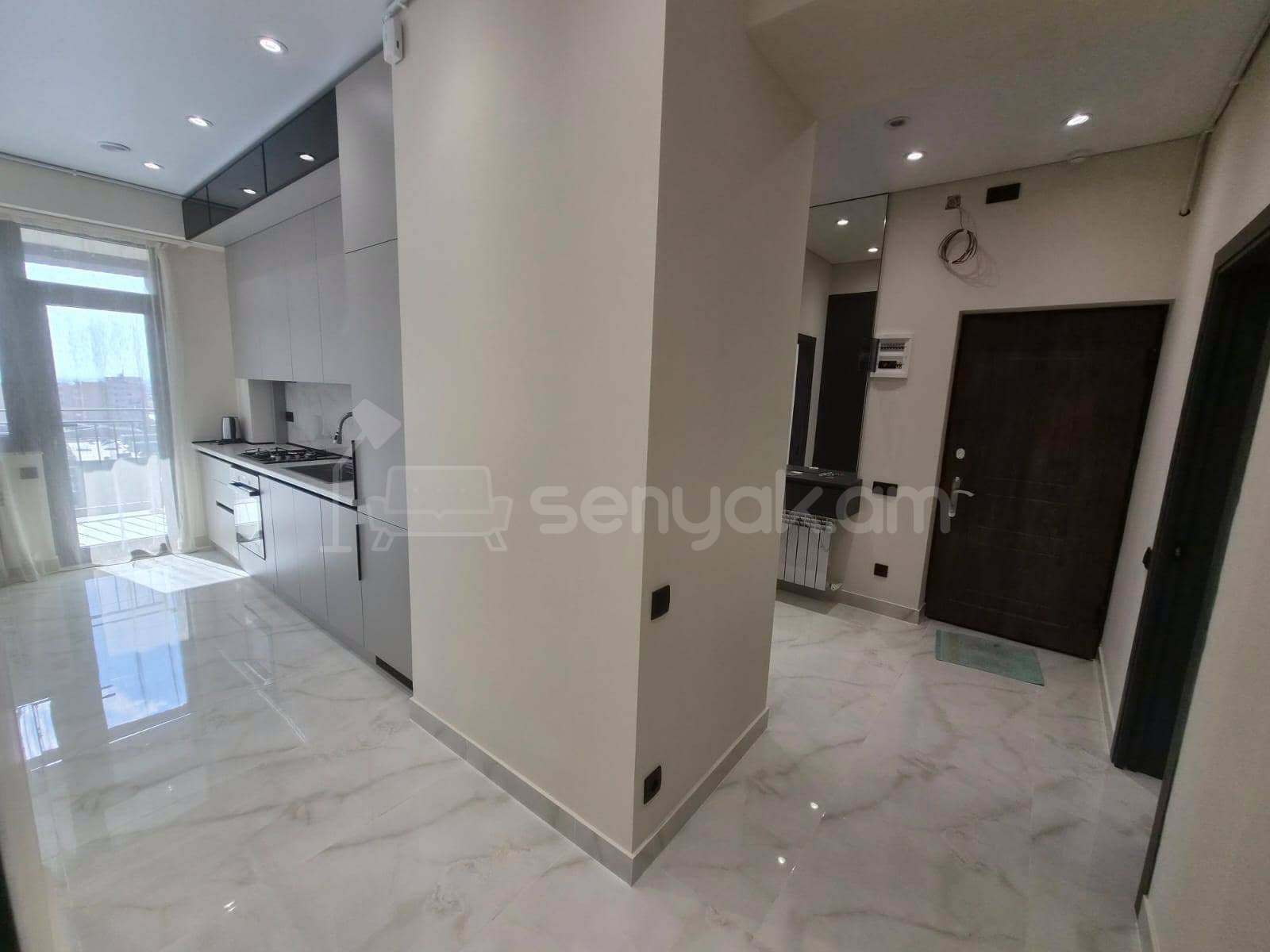 3 Սենյականոց Բնակարան Նորակառույցում, 80քմ, 14/14 հարկ, Կապիտալ Վերանորոգված, Կահավորված