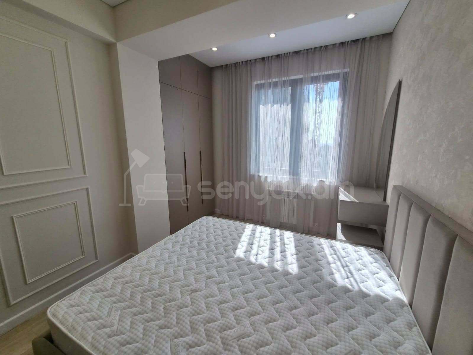3 Սենյականոց Բնակարան Նորակառույցում, 80քմ, 14/14 հարկ, Կապիտալ Վերանորոգված, Կահավորված