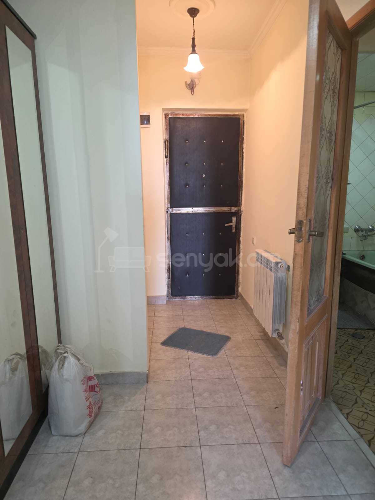 2 Սենյականոց Բնակարան, 80քմ, 7/12 հարկ, Պետական Վիճակում
