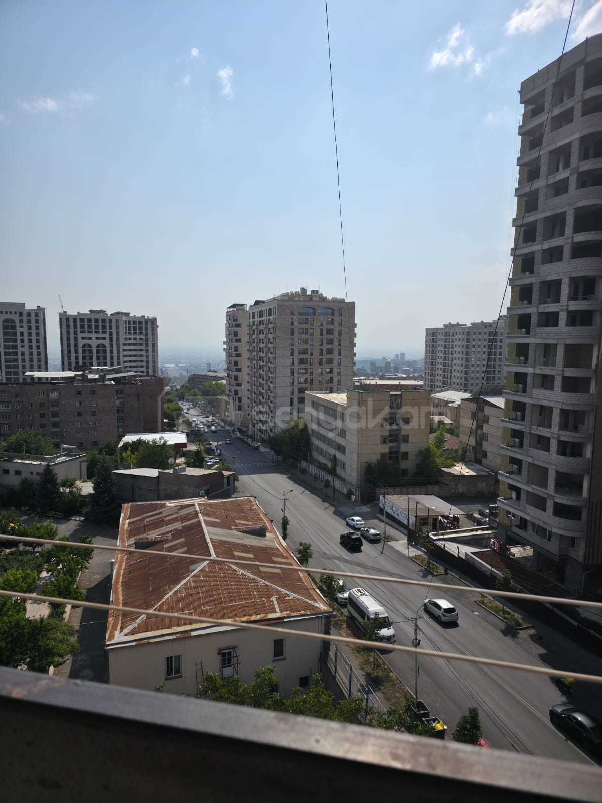 2 Սենյականոց Բնակարան, 80քմ, 7/12 հարկ, Պետական Վիճակում