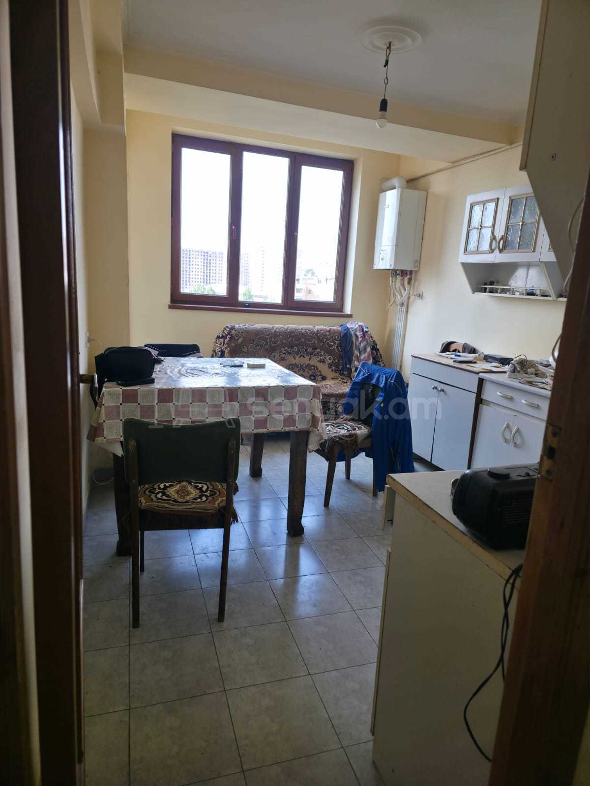 2 Սենյականոց Բնակարան, 80քմ, 7/12 հարկ, Պետական Վիճակում