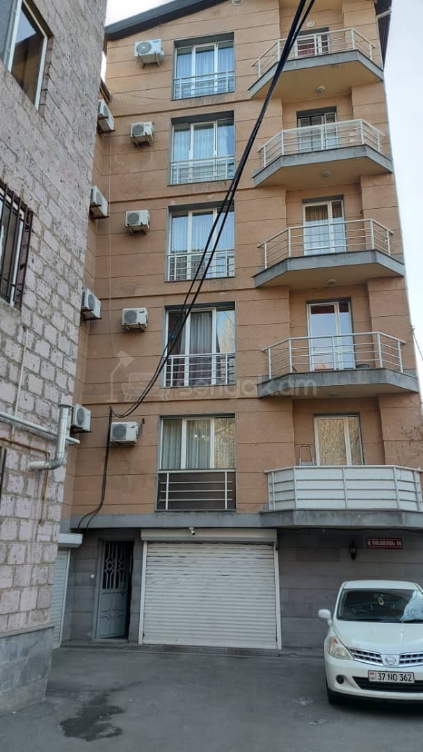 3 Սենյականոց Բնակարան, 82քմ, 5/5 հարկ, Կապիտալ Վերանորոգված
