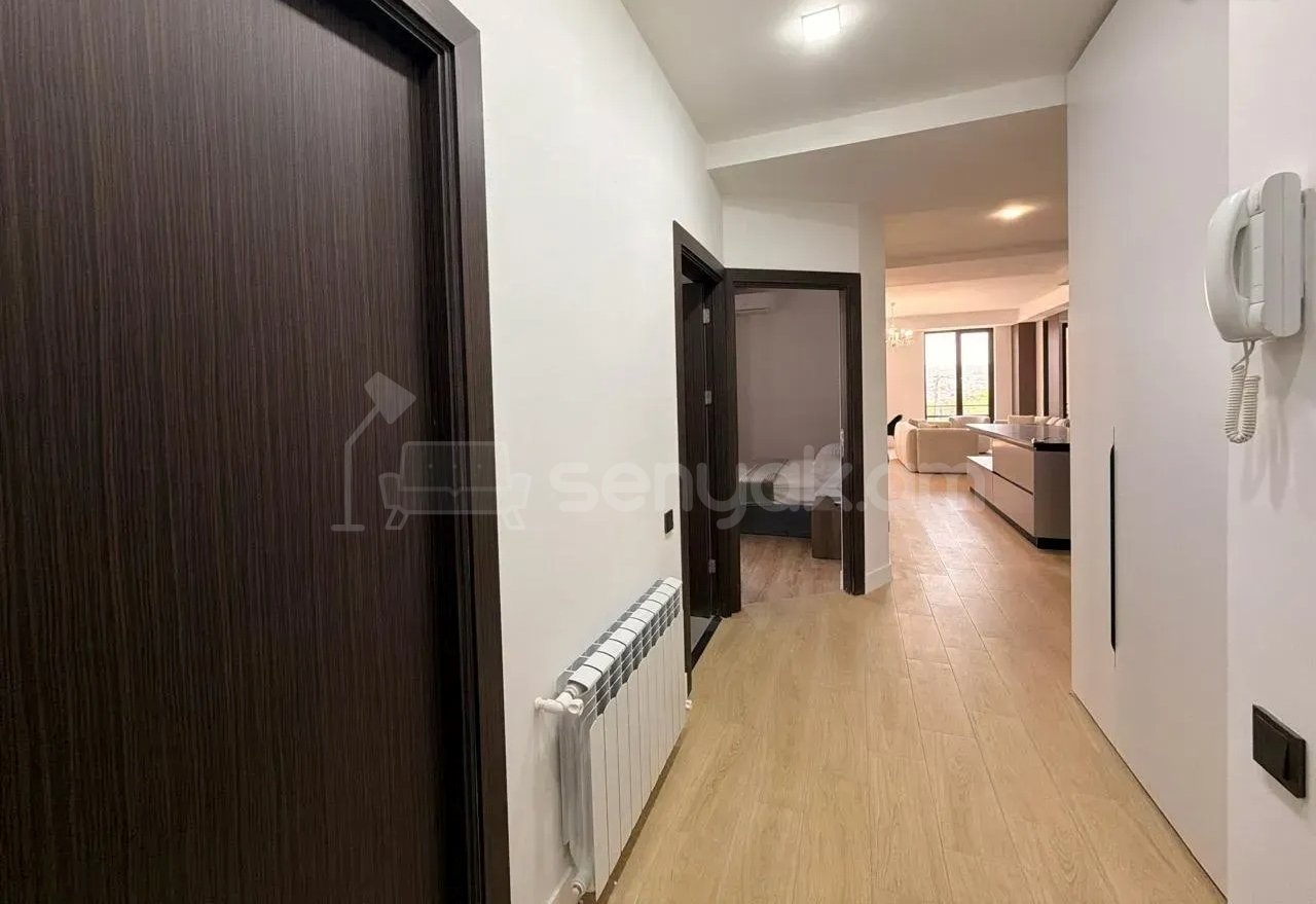3 Սենյականոց Բնակարան Նորակառույցում, 103քմ, 2/10 հարկ, Դիզայներական Վերանորոգված