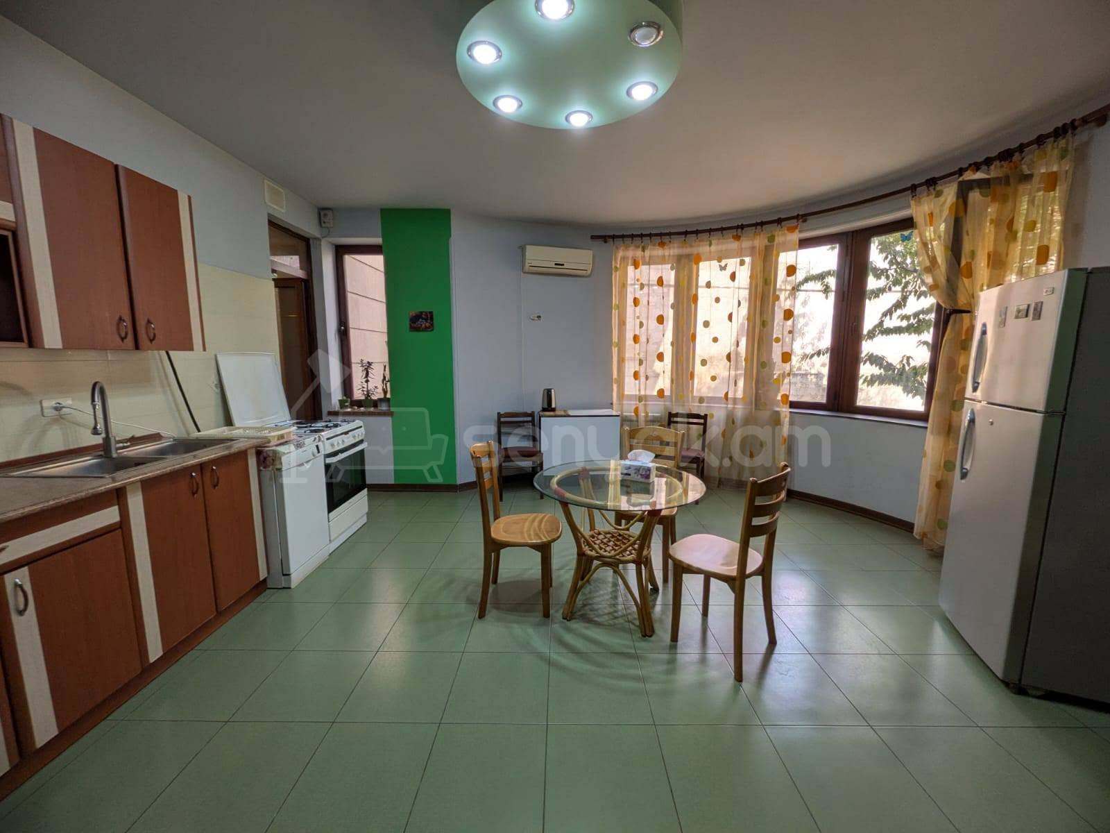 5 Սենյականոց Սեփական Տուն, 600քմ, Կապիտալ Վերանորոգված, Կահավորված, Ավտոտնակով