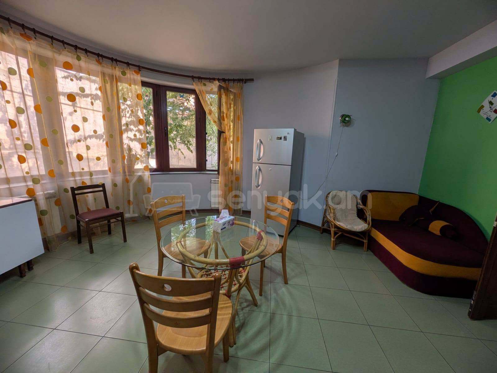 5 Սենյականոց Սեփական Տուն, 600քմ, Կապիտալ Վերանորոգված, Կահավորված, Ավտոտնակով