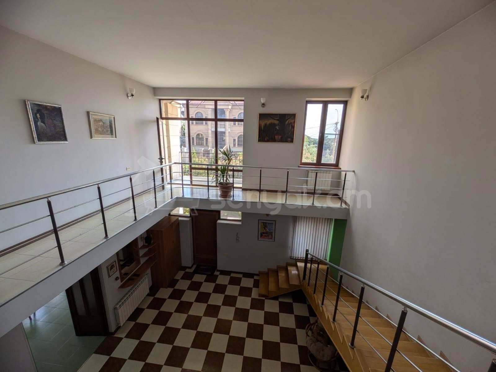 5 Սենյականոց Սեփական Տուն, 600քմ, Կապիտալ Վերանորոգված, Կահավորված, Ավտոտնակով