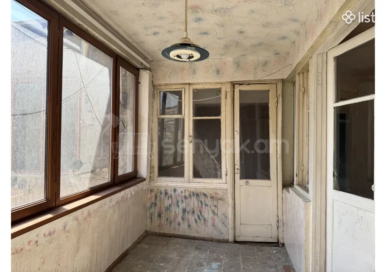 3 Սենյականոց Բնակարան, 100քմ, 4/10 հարկ, Պետական Վիճակում