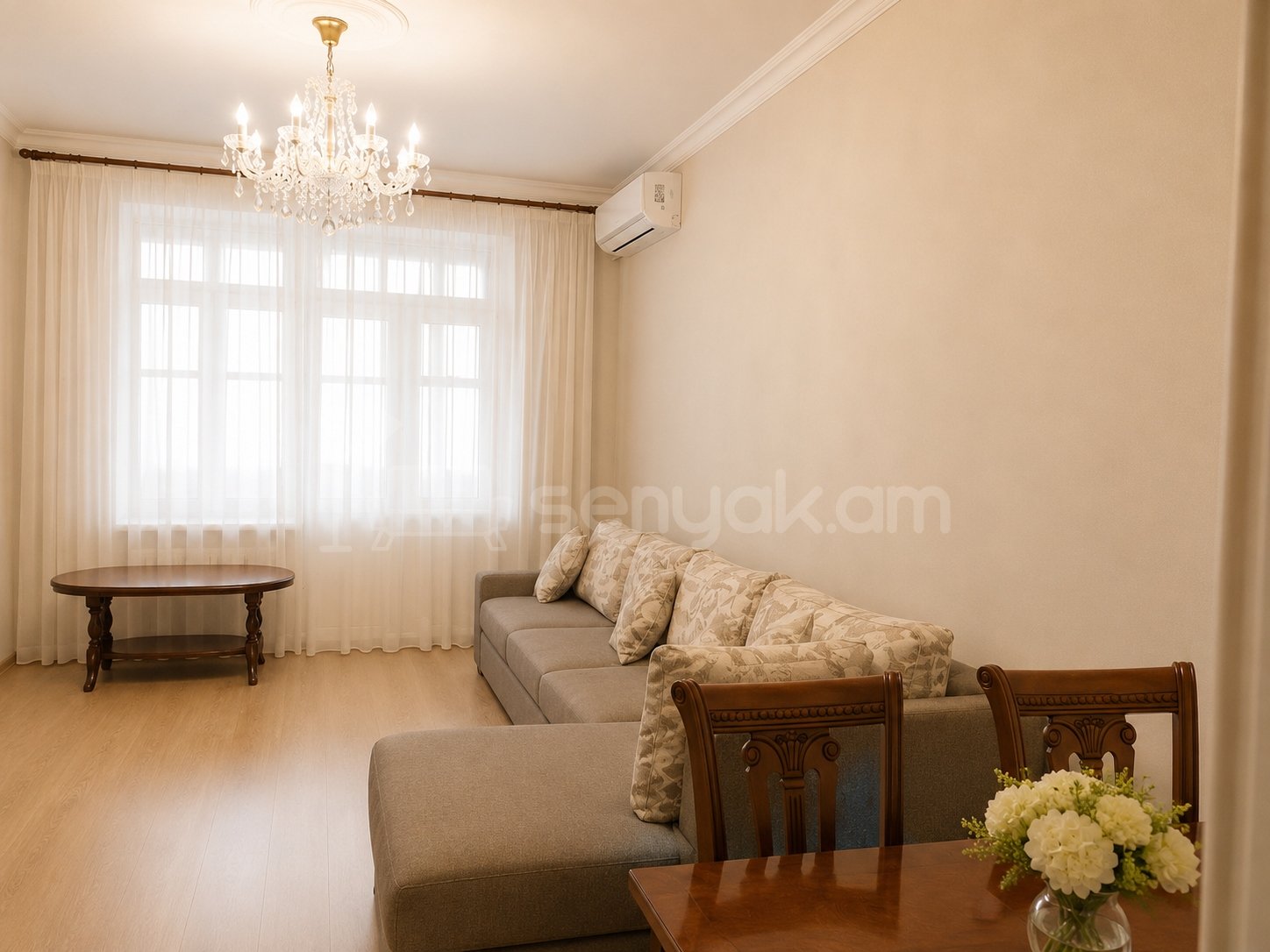 3 Սենյականոց Բնակարան Քարե Շենքում, 100քմ, 5/5 հարկ, Կապիտալ Վերանորոգված, Կահավորված, Արևկող