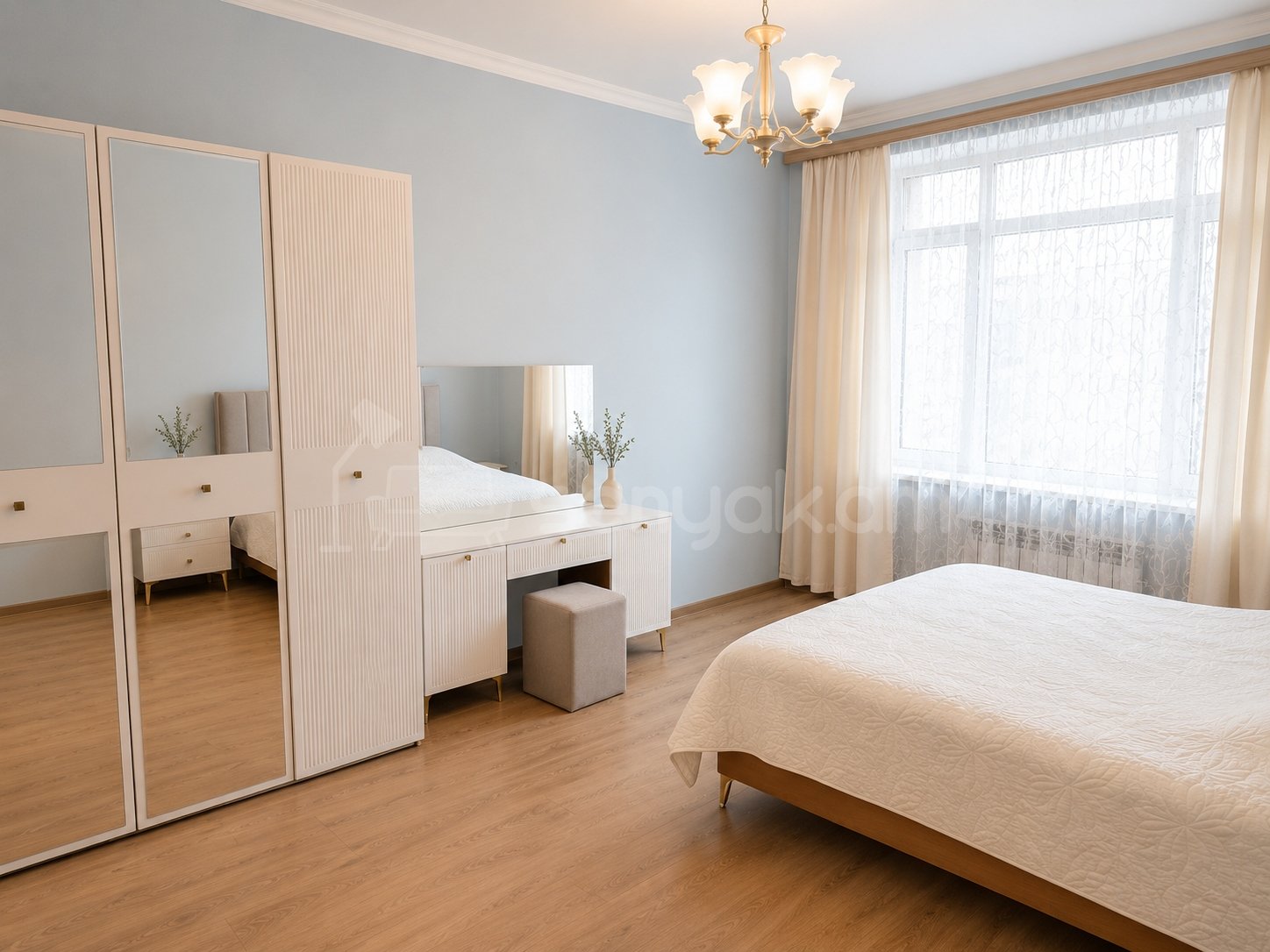 3 Սենյականոց Բնակարան Քարե Շենքում, 100քմ, 5/5 հարկ, Կապիտալ Վերանորոգված, Կահավորված, Արևկող