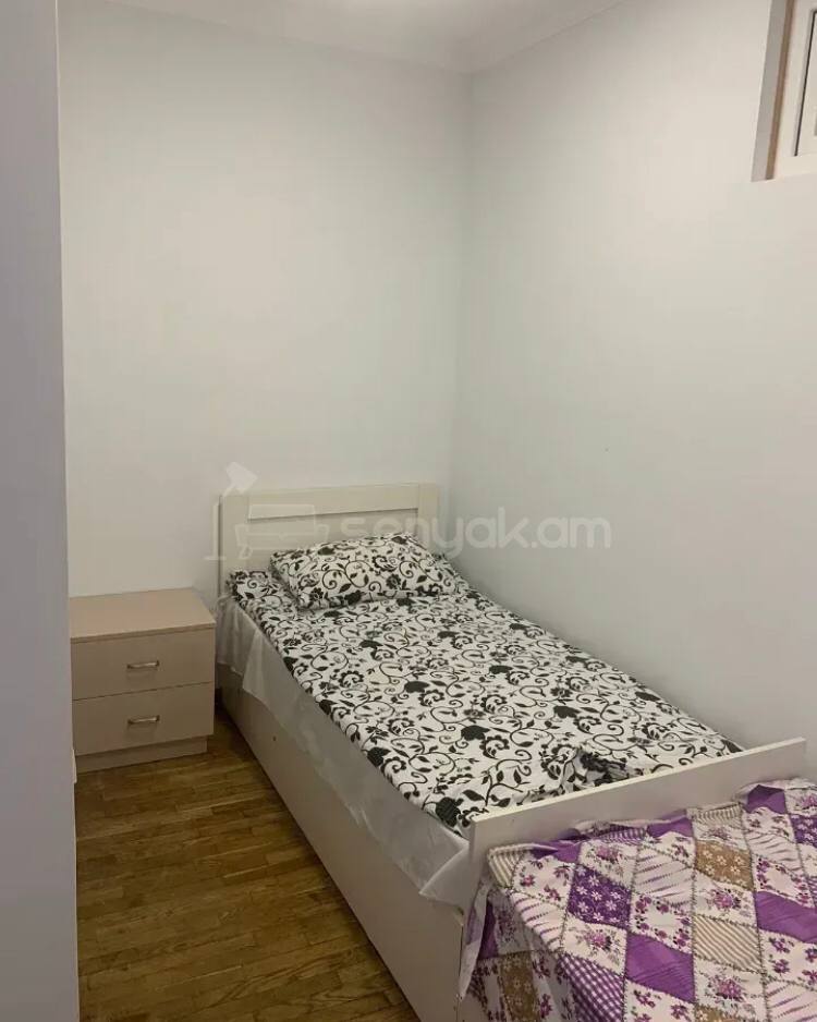 3 Սենյականոց Բնակարան Քարե Շենքում, 64քմ, 3/5 հարկ, Կոսմետիկ Վերանորոգված