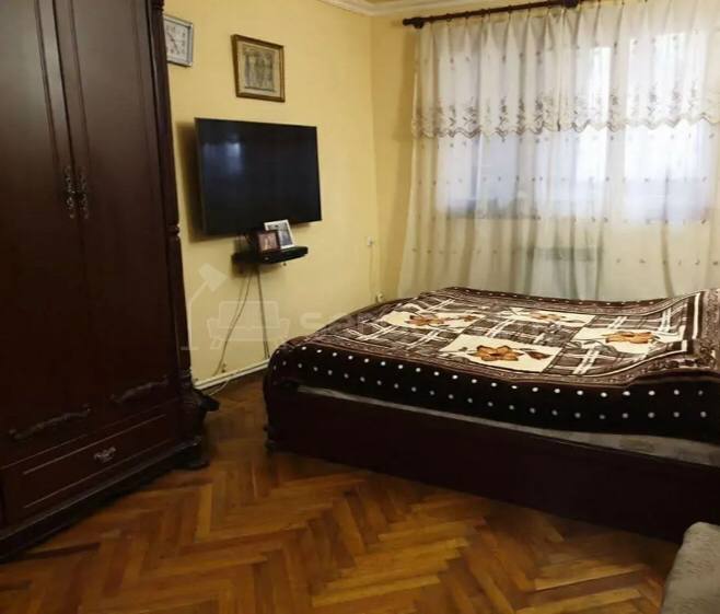 3 Սենյականոց Բնակարան, 72քմ, 1/4 հարկ, Կոսմետիկ Վերանորոգված