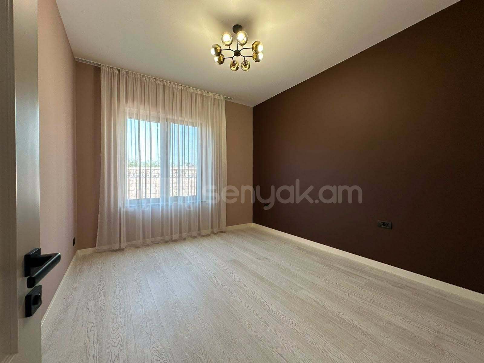 5 Սենյականոց Սեփական Տուն, 150քմ, Կապիտալ Վերանորոգված