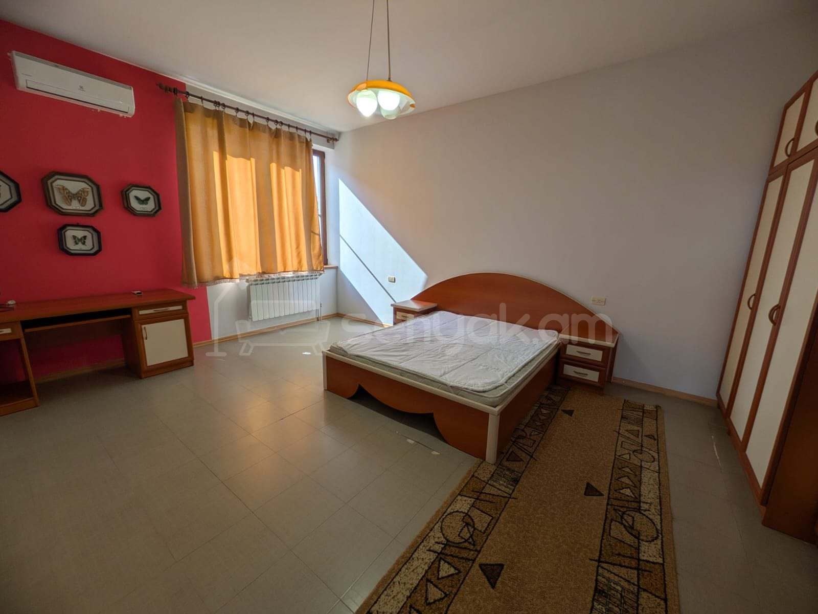 5 Սենյականոց Շքեղ Առանձնատուն, 210քմ, Կահավորված, Ավտոտնակով