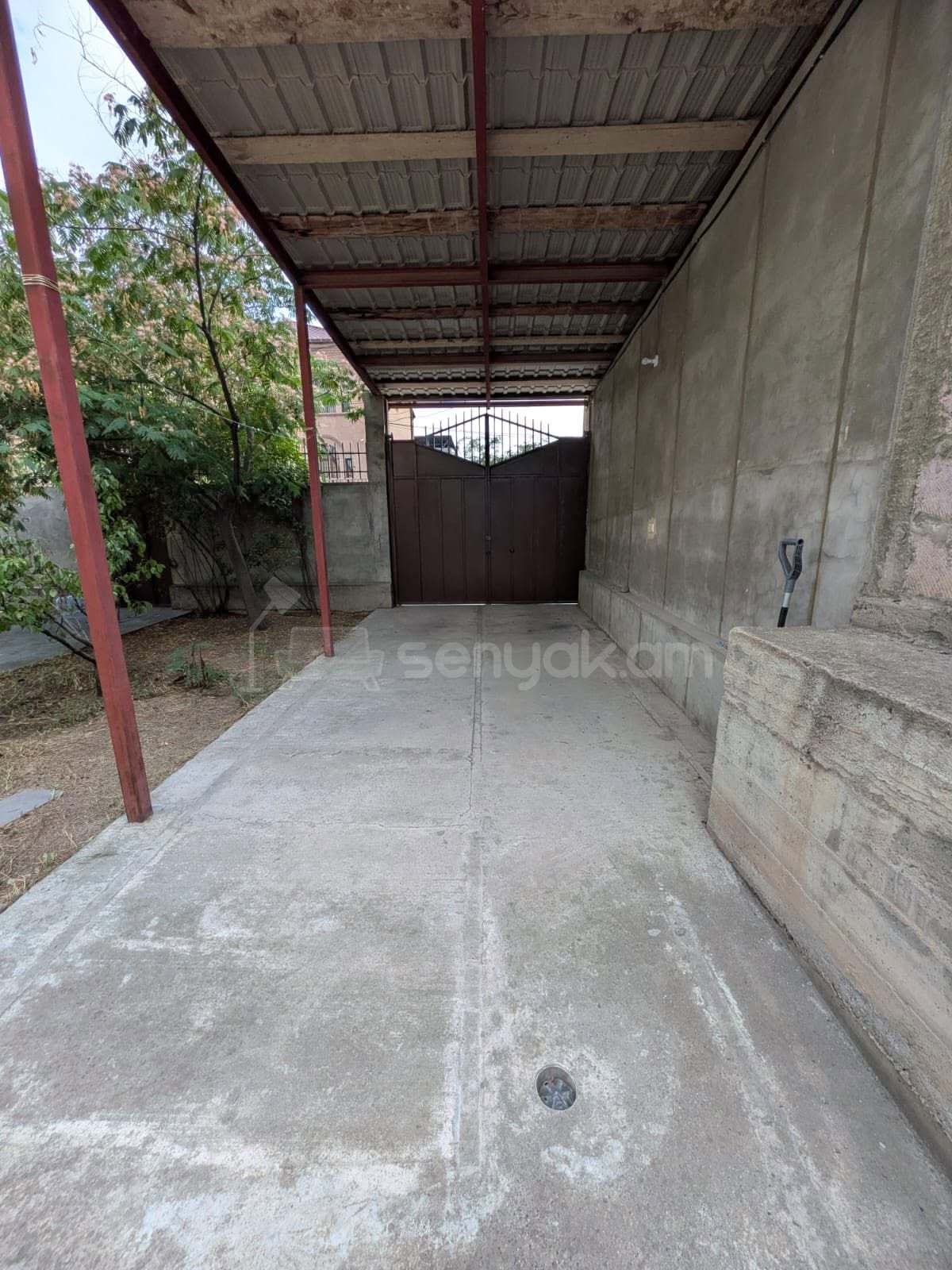 5 Սենյականոց Շքեղ Առանձնատուն, 210քմ, Կահավորված, Ավտոտնակով