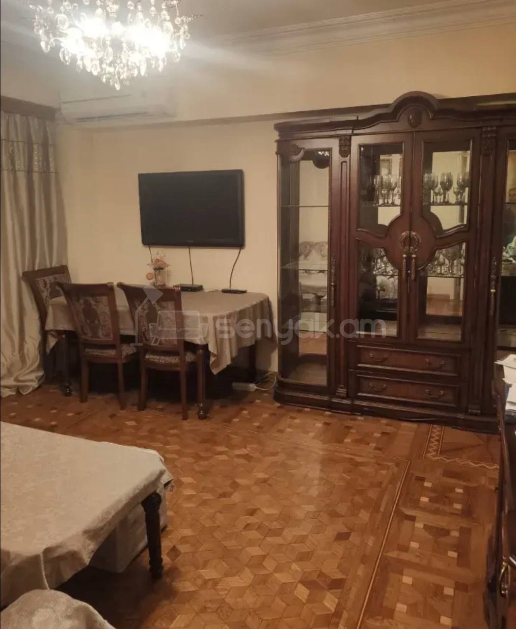 3 Սենյականոց Բնակարան, 95քմ, 9/9 հարկ, Կապիտալ Վերանորոգված, Կահավորված, Արևկող