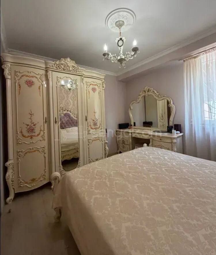 4 Սենյականոց Բնակարան, 84քմ, 1/9 հարկ, Կապիտալ Վերանորոգված